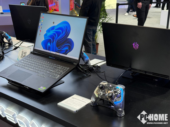 球友会入口红魔电竞装备参展MWC 2025 加速电竞生态布局(图4)