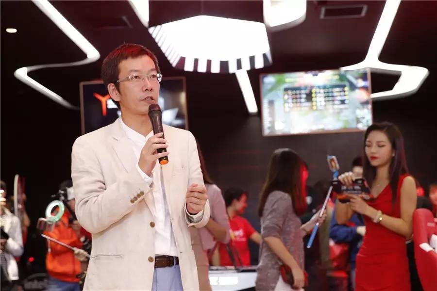 球友会app最强电竞乐园落户上海终极游戏体验治愈玩家们蓝瘦香菇的心(图6)
